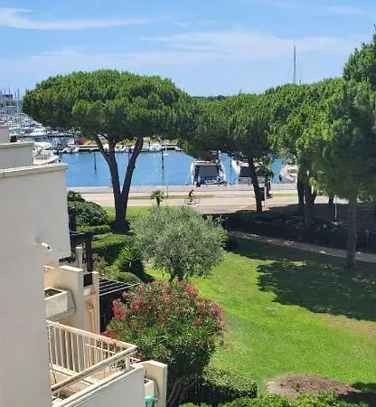 Terrasses 1 Sur Le Port De Plaisance Appartement Le Grau-du-Roi